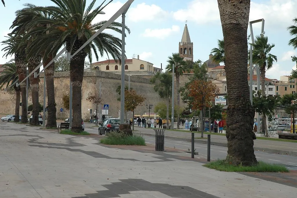 Liana Guest House Alghero 2*,